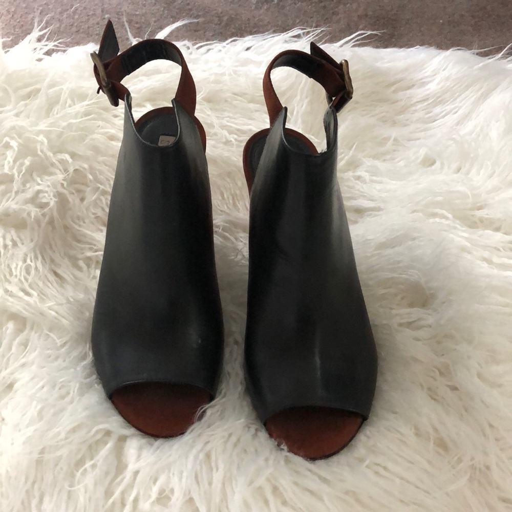 Shutz black/brown ankle boots
